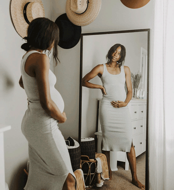 black-woman-maternity-photo