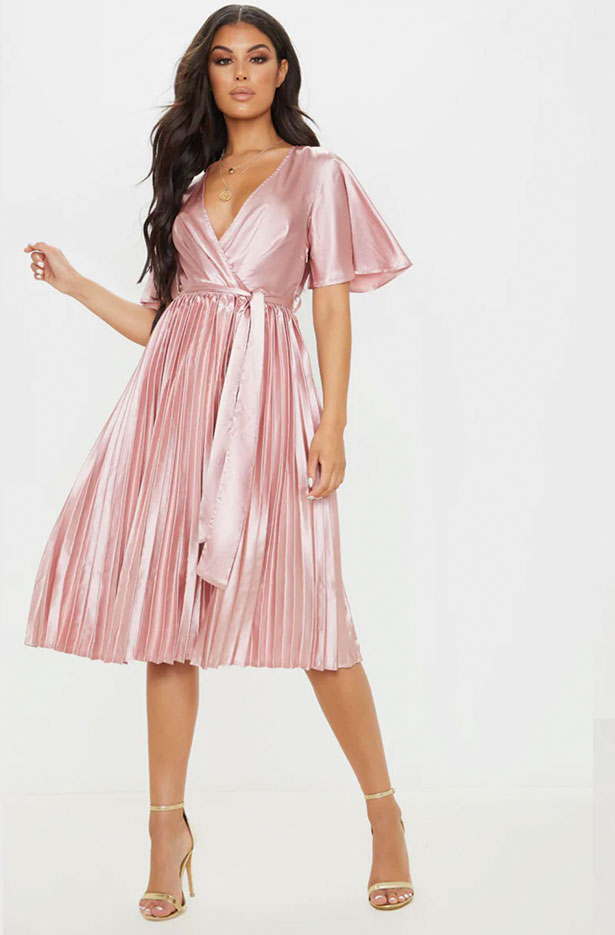cute date outfit pleaded satin dress