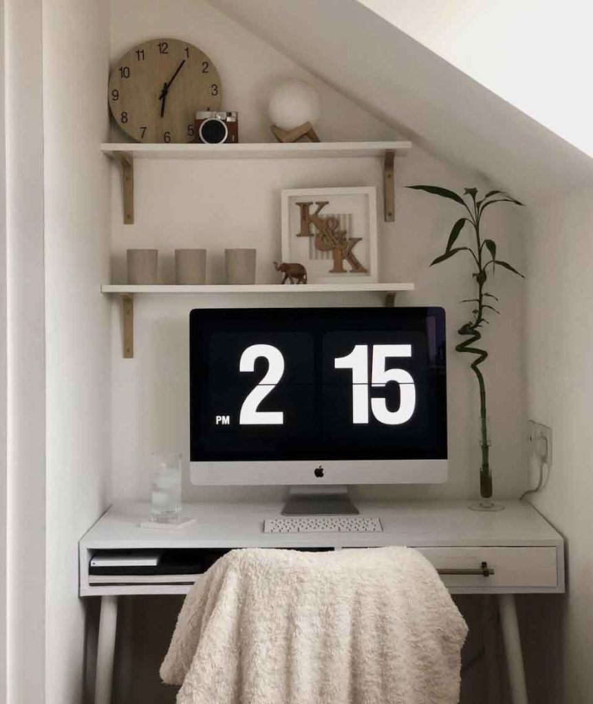 modern home office biult in table bedroom