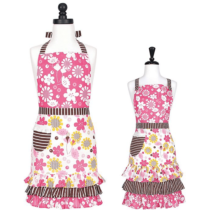 Mommy and Me Bloomers Aprons