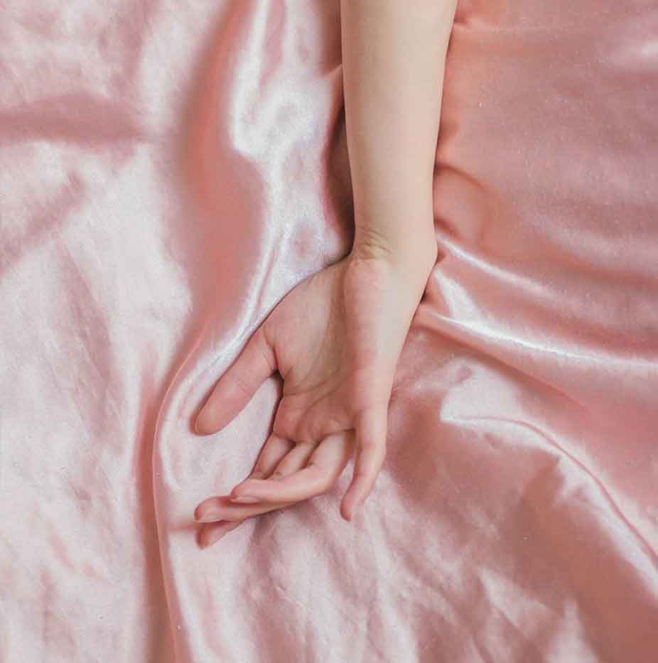pink silk aesthetic bedsheets