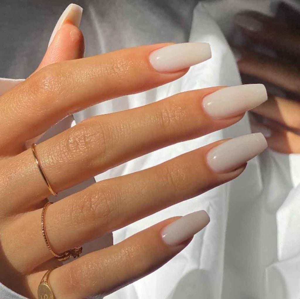 light-nude-nails coffin