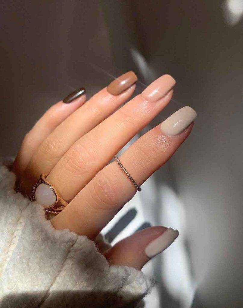 fall nude ombre nails. nude nails aesthetic