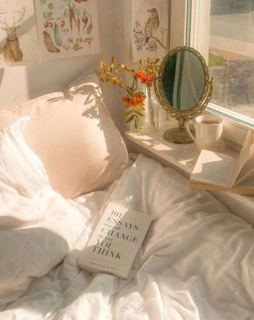 angelcore bedroom aesthetic 