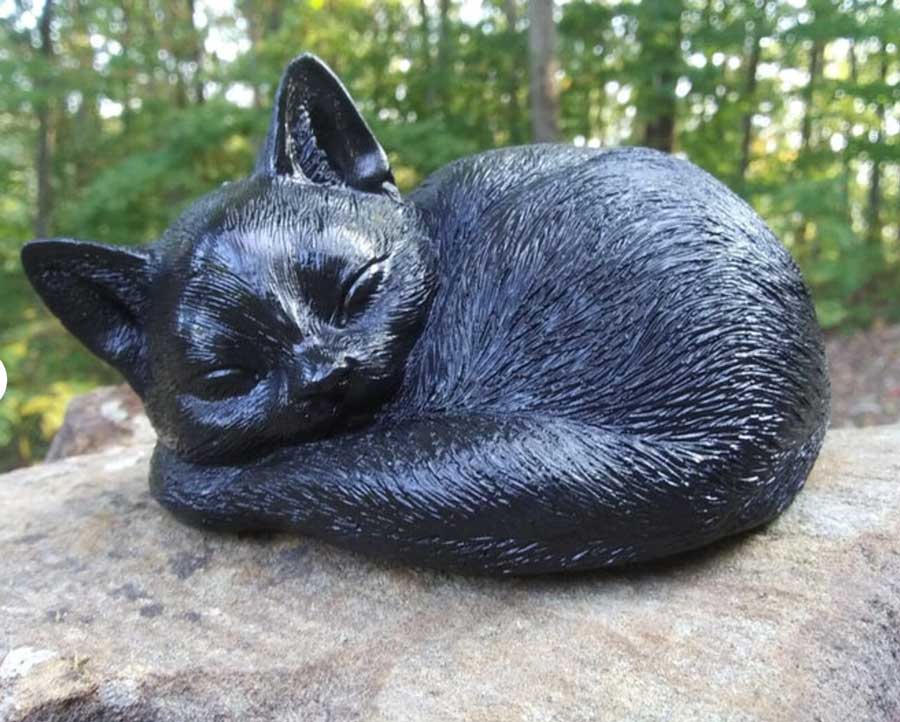 black cat statue gift