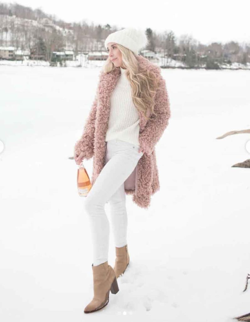 white jeans classy girly outfit inspiration