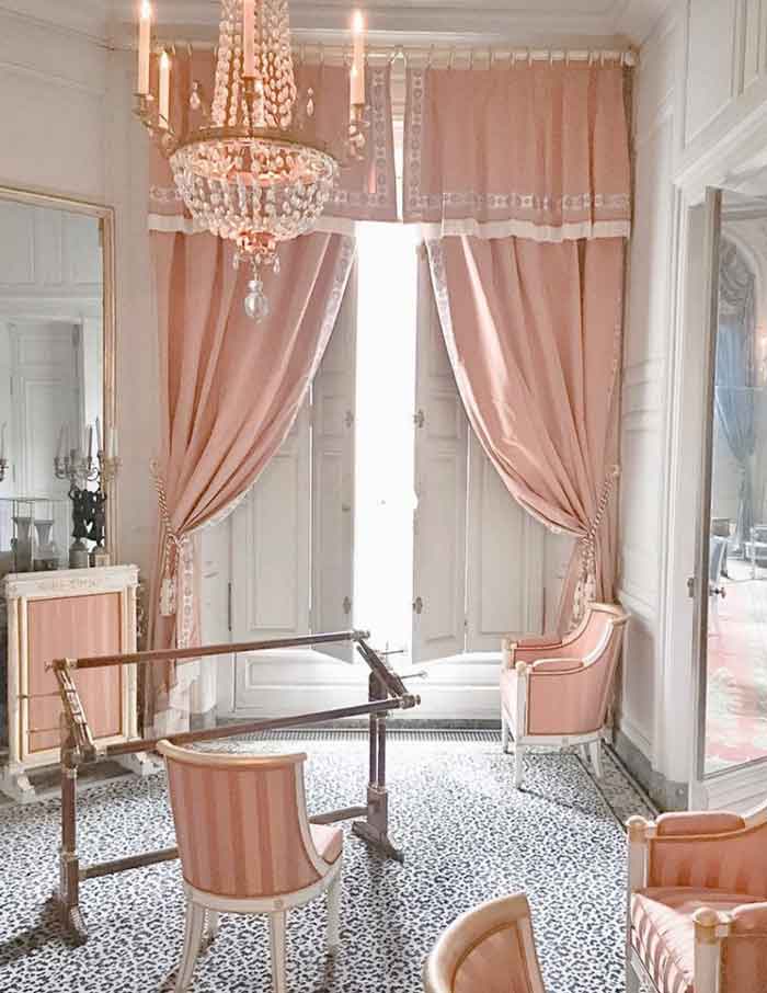 petit trianon royal aesthetic
