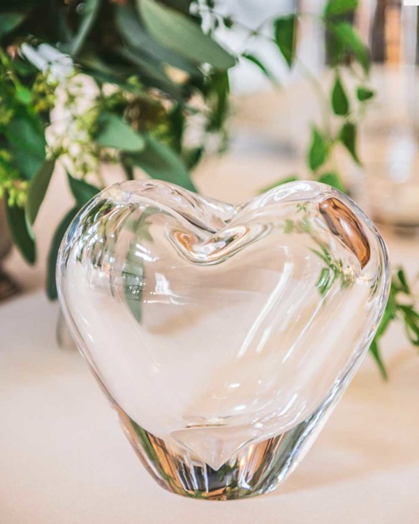 heart glass vase decor