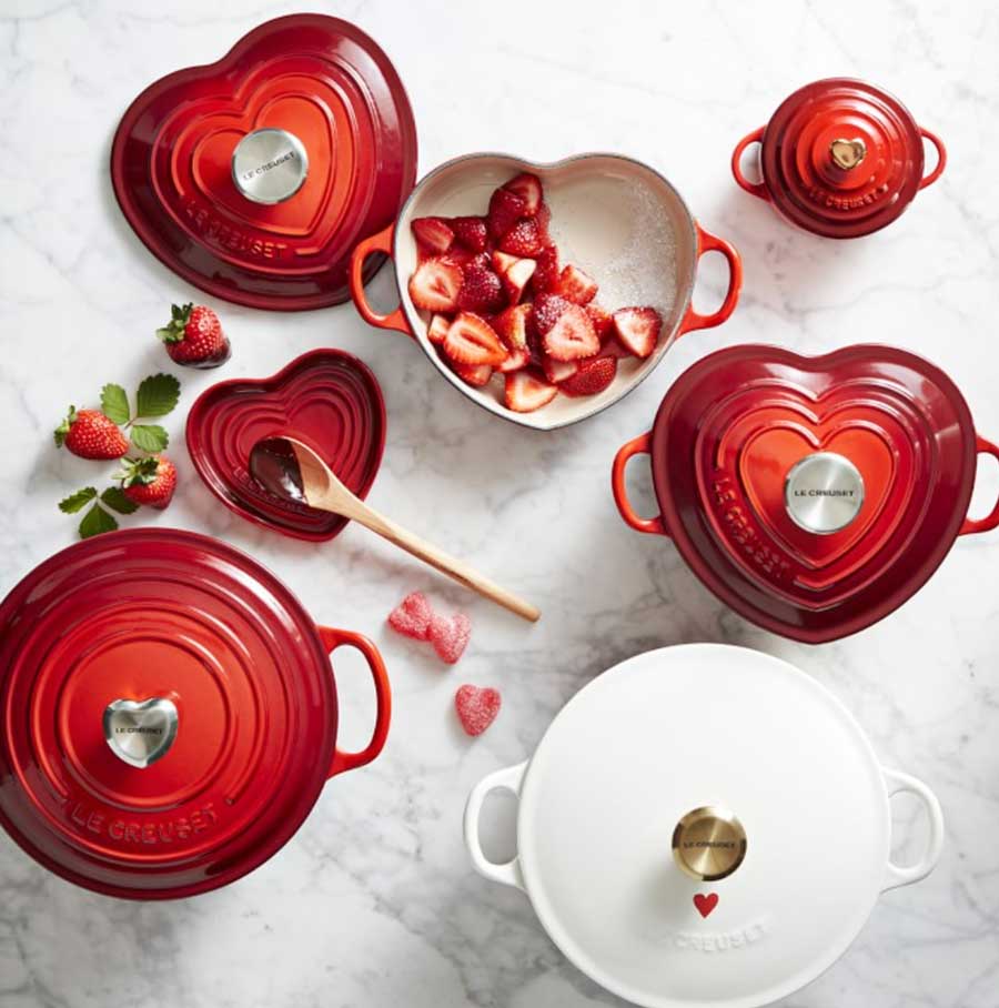 heart cookware valetines day table set 