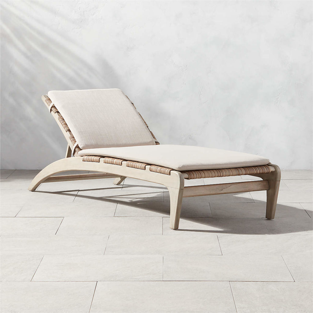 LODI WOVEN OUTDOOR CHAISE LOUNGE WITH CUSHION